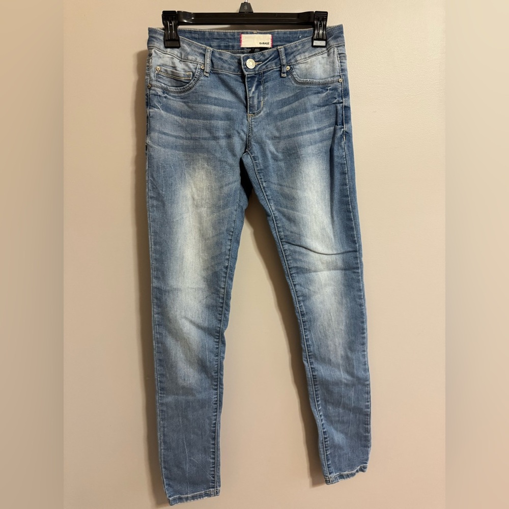 Garage size 5 Classic distressed Blue‎ Denim Jeans